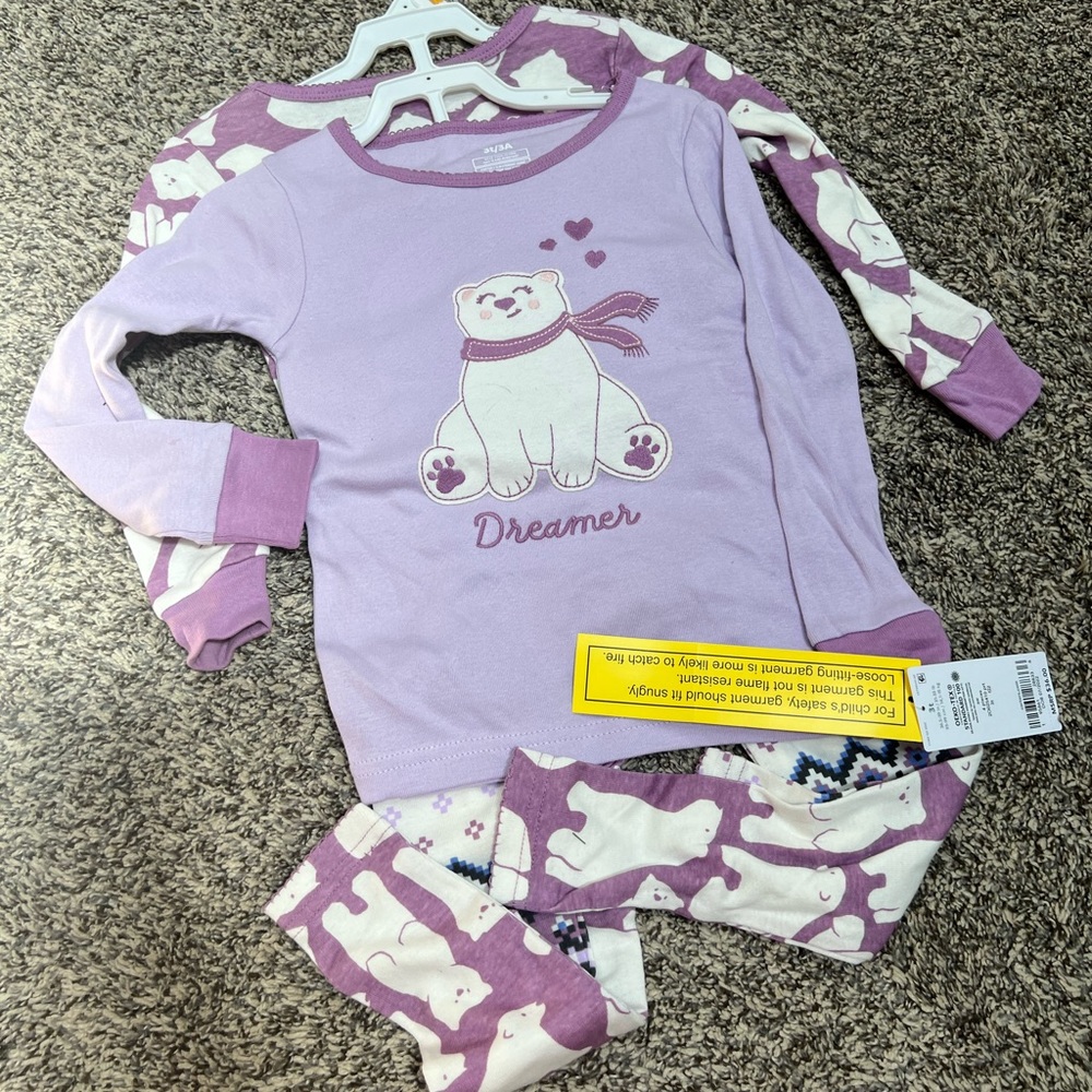 ✳️NWT✳️3T Girls PJ Set